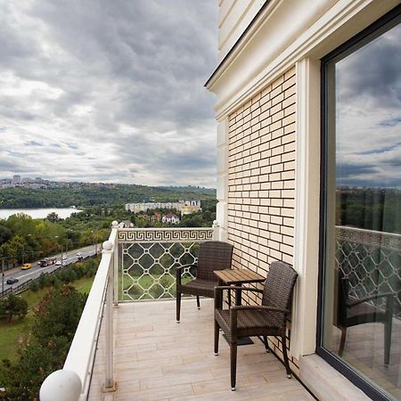 Luxury Apartment In The Superb Location Кишинёв Экстерьер фото