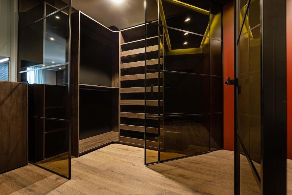 Luxury Apartment In The Superb Location Кишинёв Экстерьер фото
