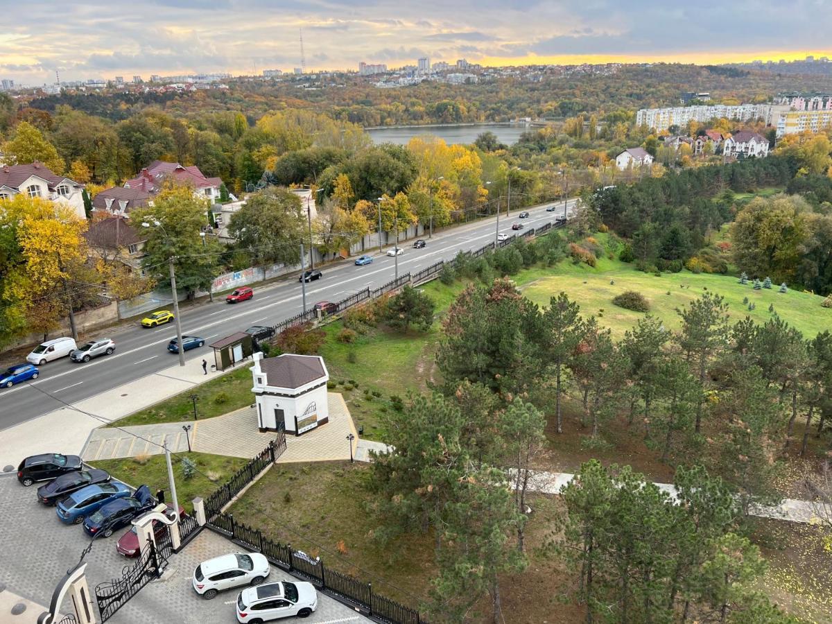 Luxury Apartment In The Superb Location Кишинёв Экстерьер фото